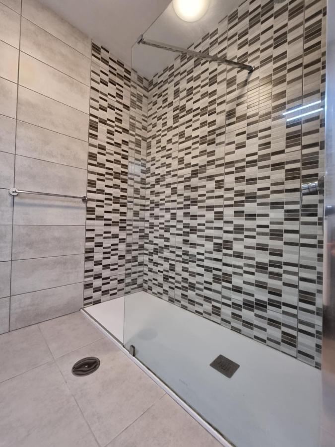 Studio No 2 Just 100 To Beach And Sea, Large Terrace, Heated Pool, Wifi, Aircondition For A Fee Playa de las Americas  Zewnętrze zdjęcie